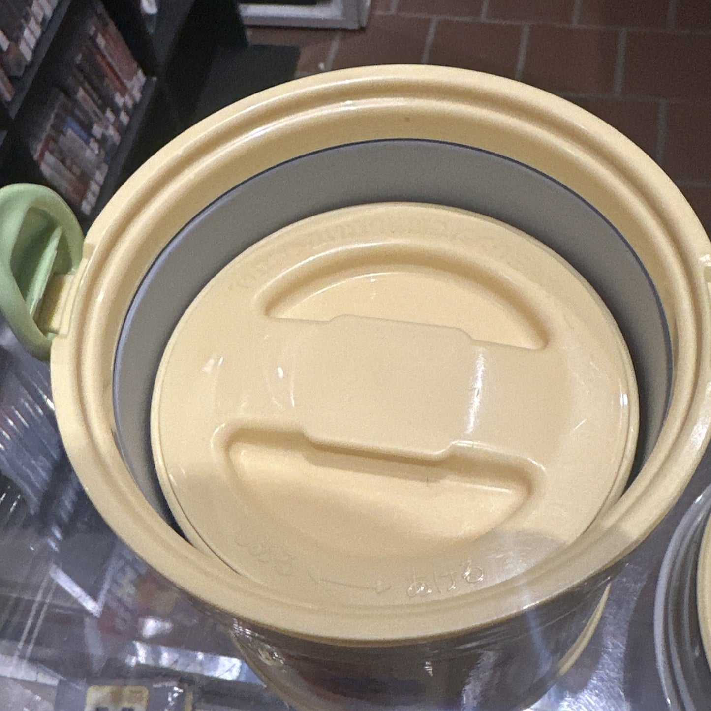 VTG Disney Winnie The Pooh Zojirushi Bento Lunch Box + Chopsticks Heat Insulated