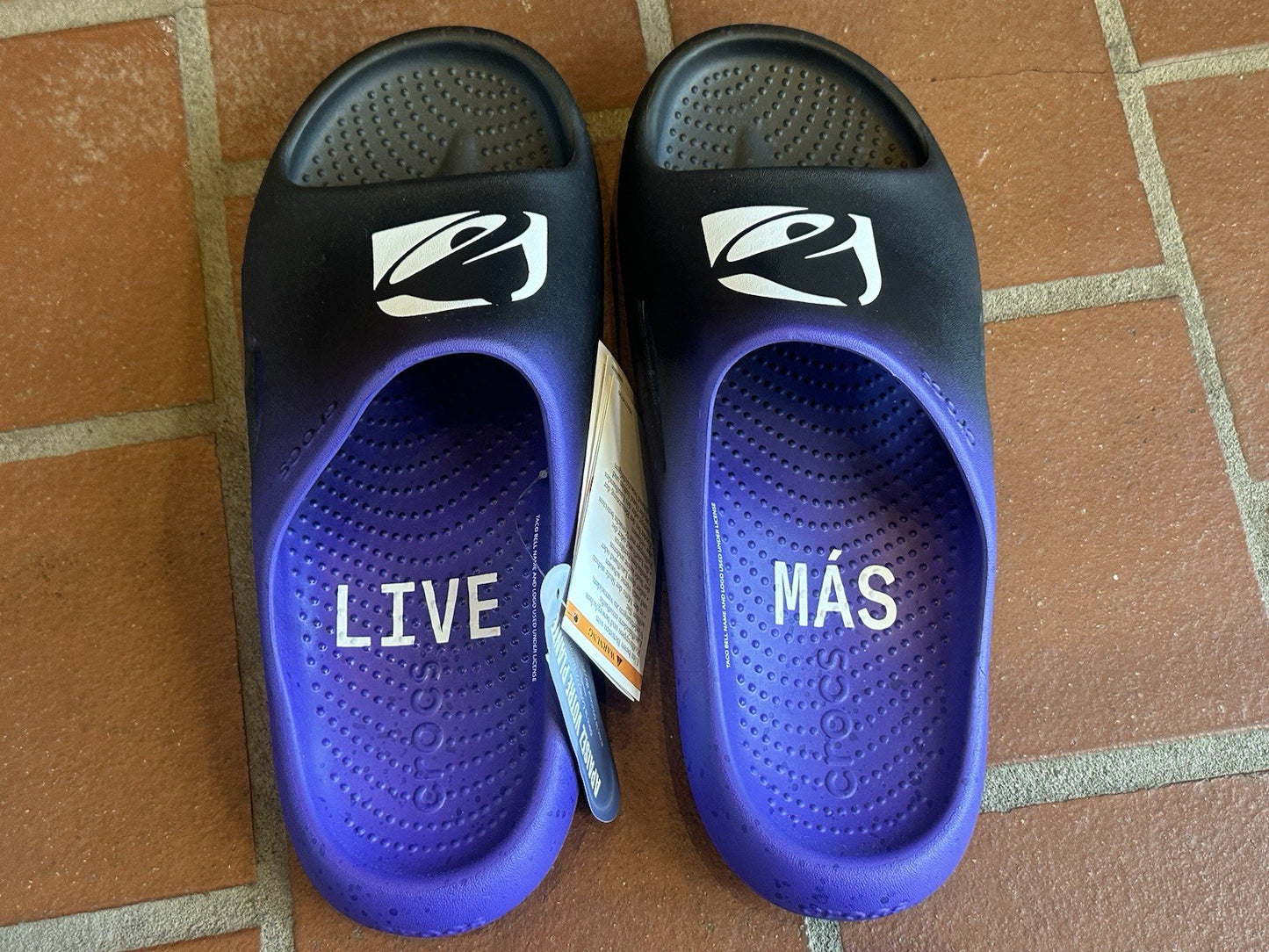 Crocs x Taco Bell Mellow Slide Sandal ‘Live Más’ *NEW* Size 8 Mens / 10 Womens