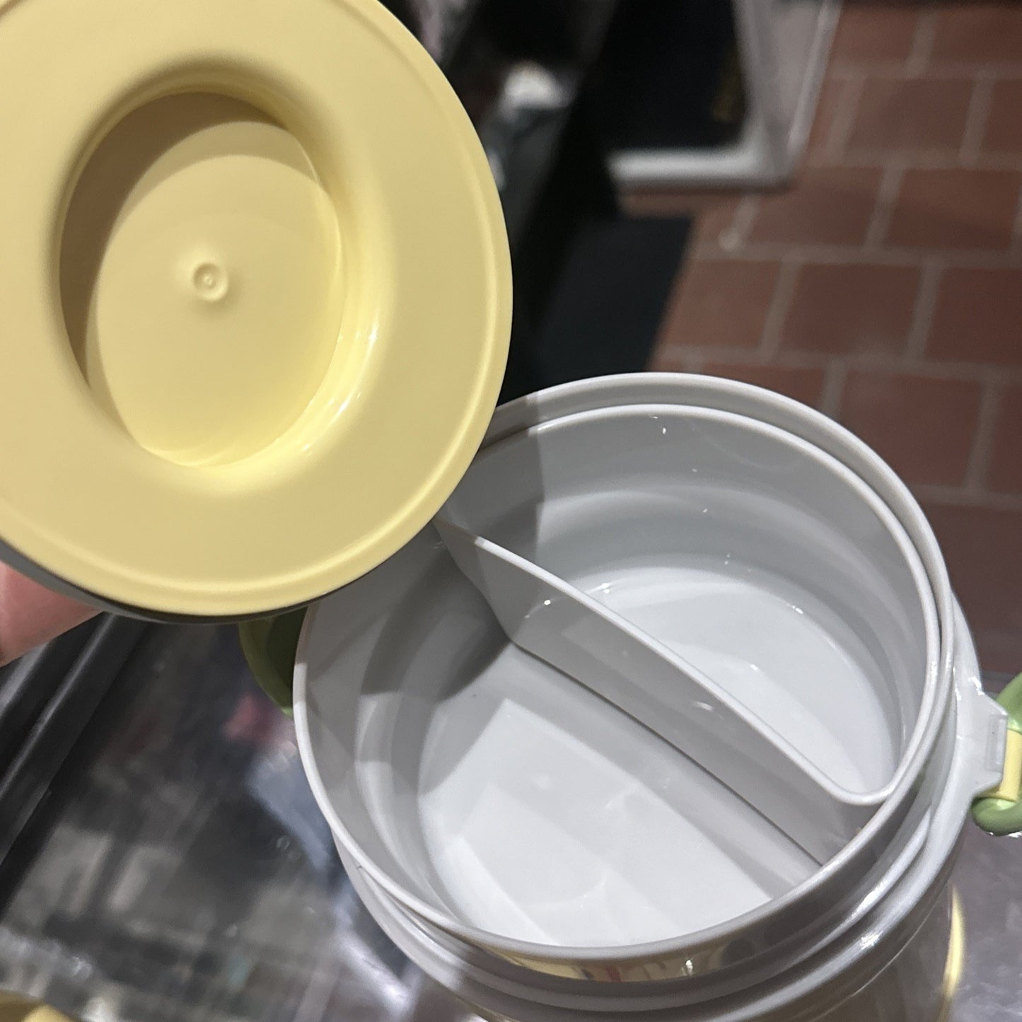 VTG Disney Winnie The Pooh Zojirushi Bento Lunch Box + Chopsticks Heat Insulated