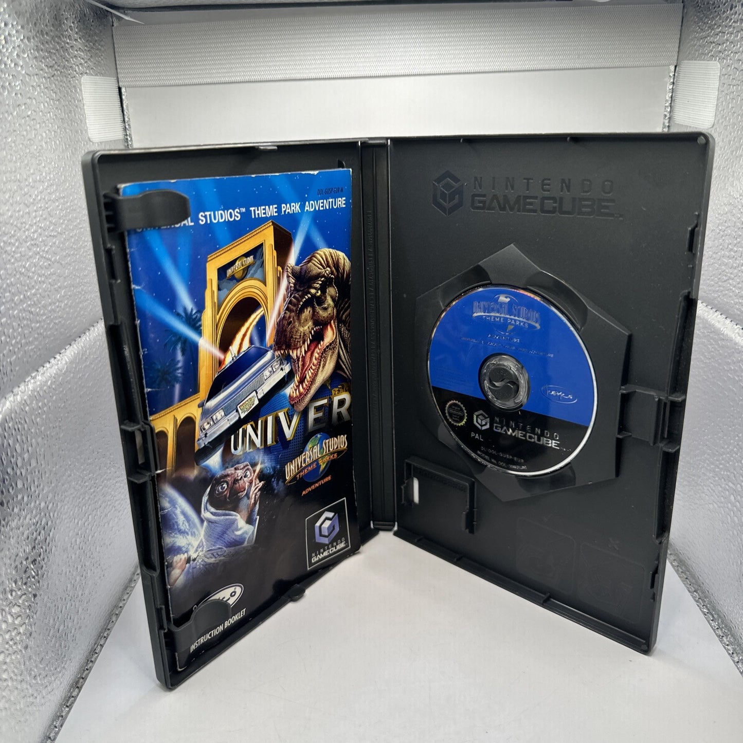 Universal Studios Theme Parks Adventure • Nintendo Gamecube + Manual (2002) PAL