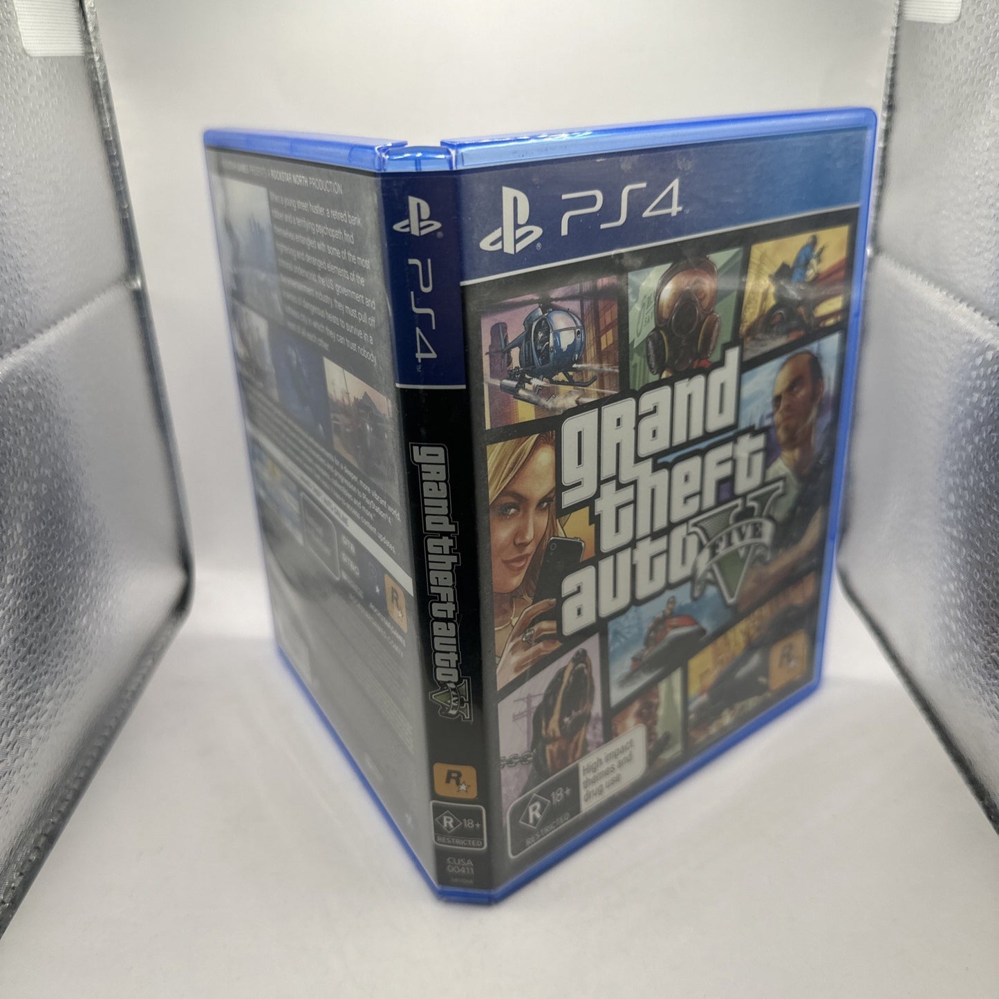 Grand Theft Auto V • PlayStation 4 PS4 Game + Poster/Map (2014) GTA 5 • AUS