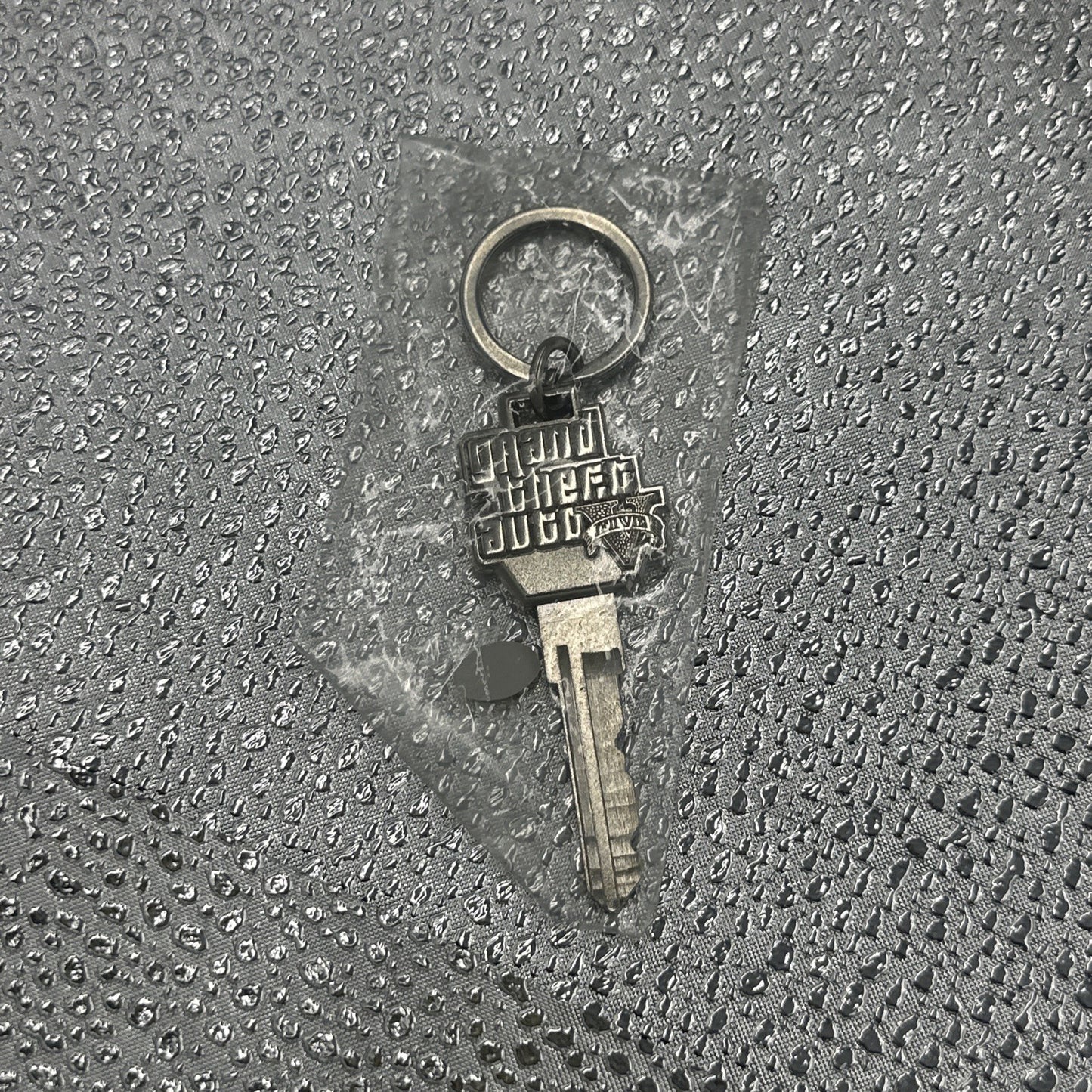 Grand Theft Auto V Collector’s Edition Xbox 360 + New Era Hat + Money Bag GTA 5