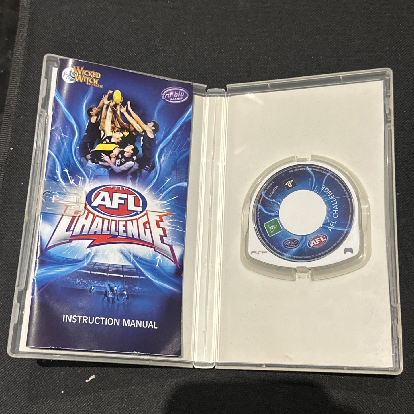AFL Challenge • Sony PSP PlayStation Portable Game + Manual (2009) Aussie Rules