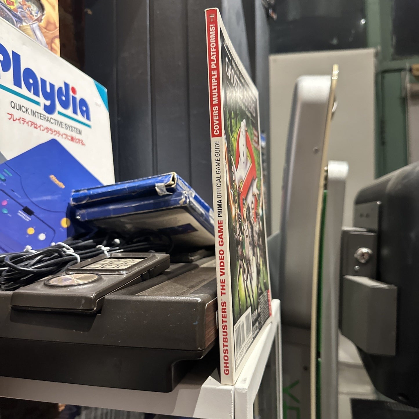 Ghostbusters: The Video Game Official Game Guide Prima PS2 PS3 Wii Xbox 360 PC