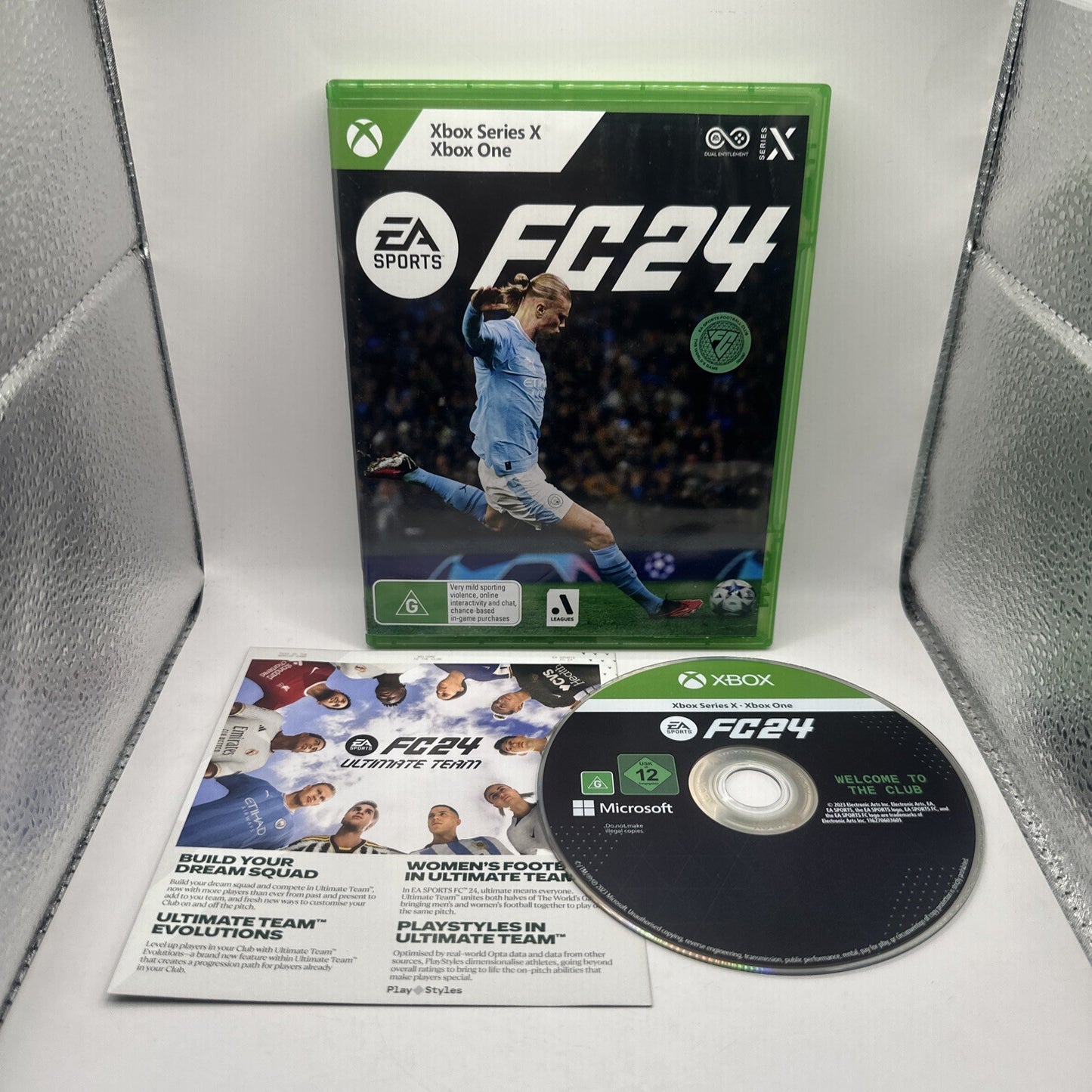 FC24 • Xbox One / Xbox Series X Game • FC 24 Football Soccer 2024