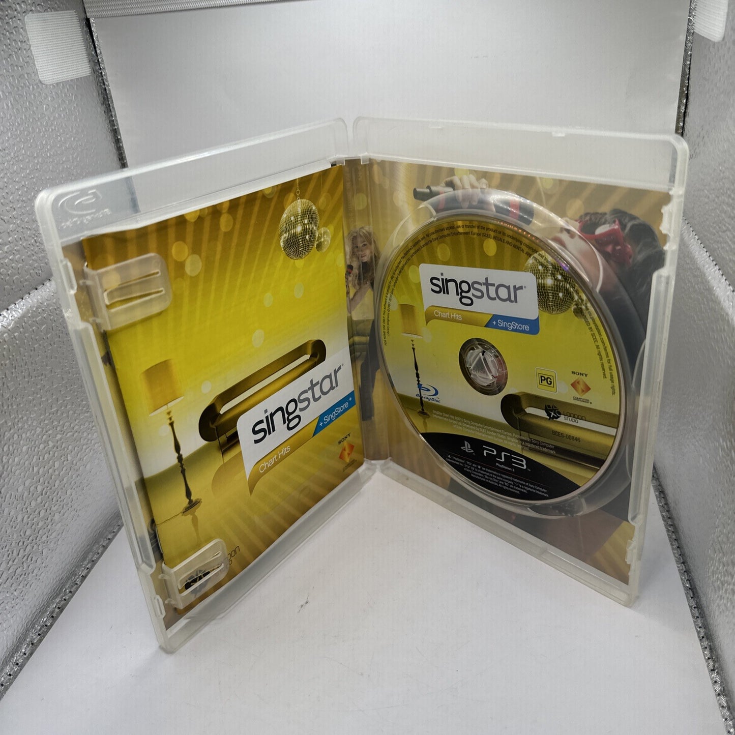 SingStar Chart Hits • PlayStation 3 PS3 Game + Manual (2010) Singing Karaoke CIB