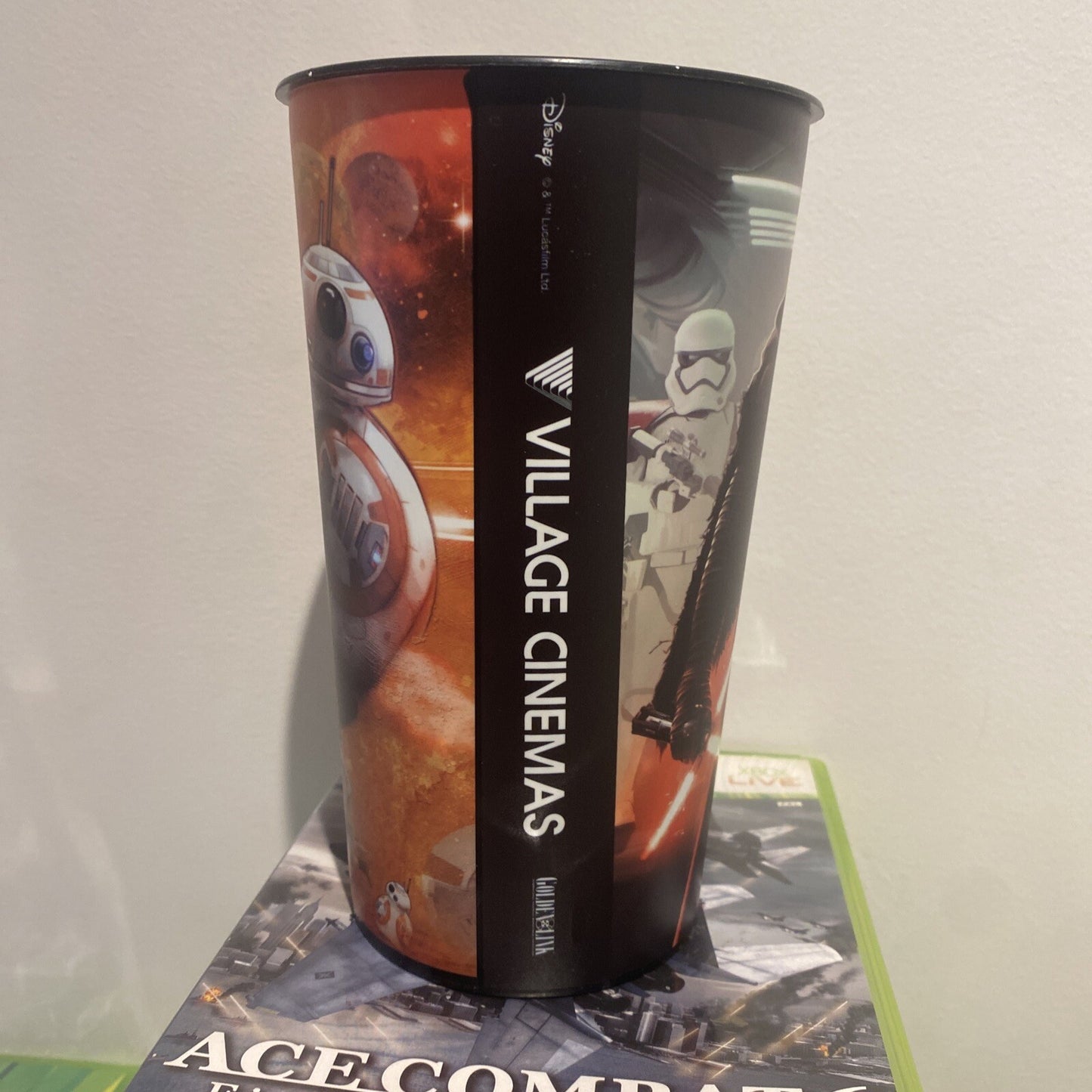 Star Wars The Force Awakens Village Cinemas Collectible Drink Cup (Golden Link)
