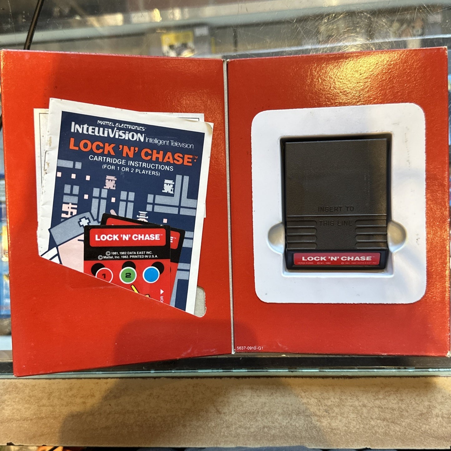 Lock N Chase • Mattel Intellivision Game In Box + Manual & Overlays (1982) Boxed