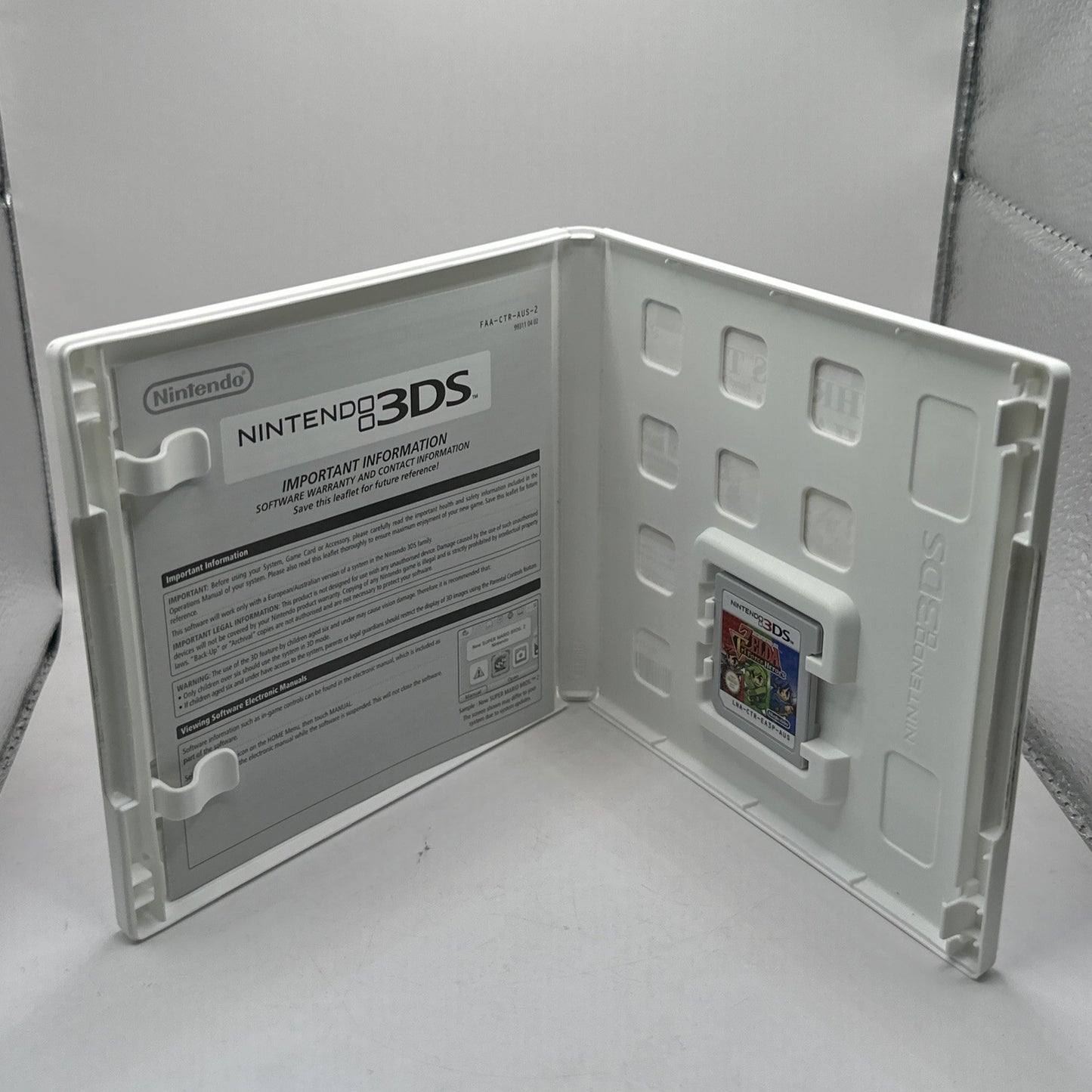 The Legend of Zelda: Tri Force Heroes • Nintendo 3DS Game (2015) PAL AUS • CIB