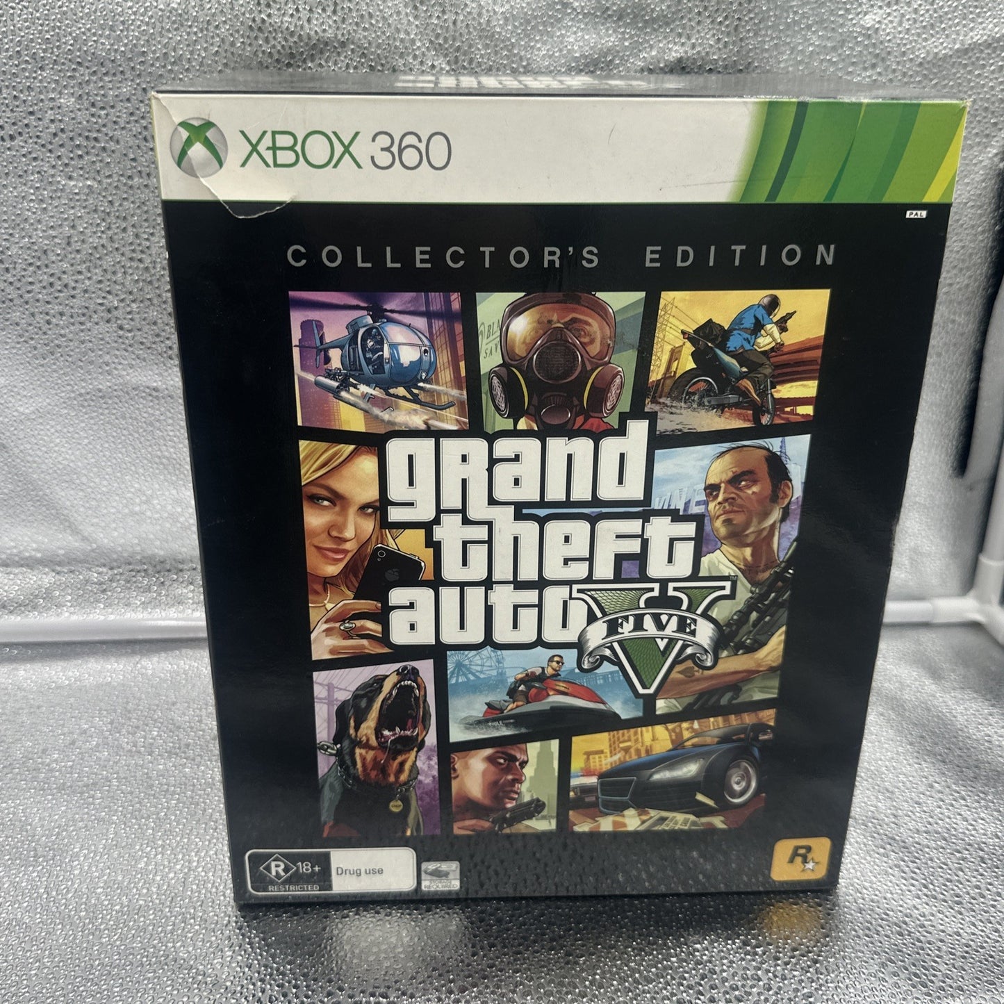 Grand Theft Auto V Collector’s Edition Xbox 360 + New Era Hat + Money Bag GTA 5