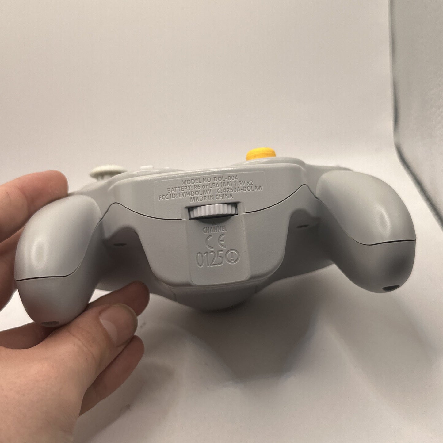 Boxed Wavebird Wireless Controller + Receiver For Nintendo GameCube
