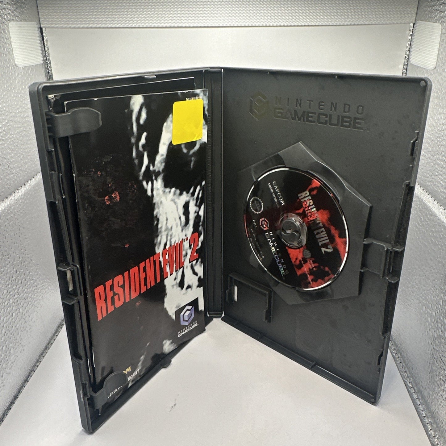 Resident Evil 2 • Nintendo GameCube Game + Manual (2003) PAL • Complete CIB